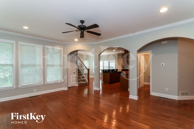 Photo - 536 Oriole Farm Trail