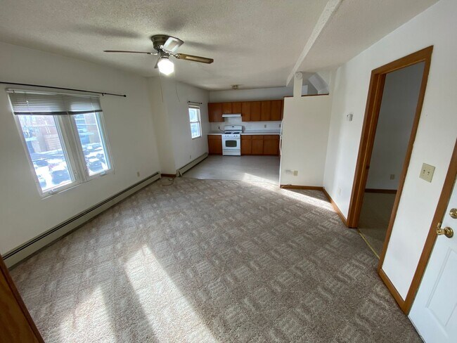 Photo - 223 N 11th Ave E Unit #2