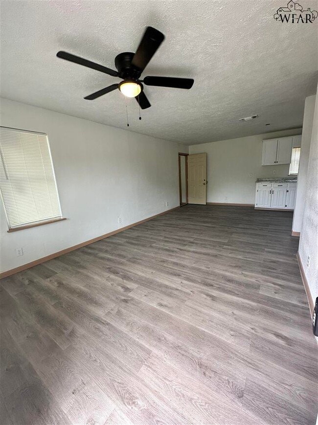 Photo - 1209 Williams Ave