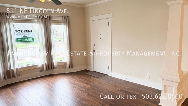 Photo - 511 NE Lincoln St