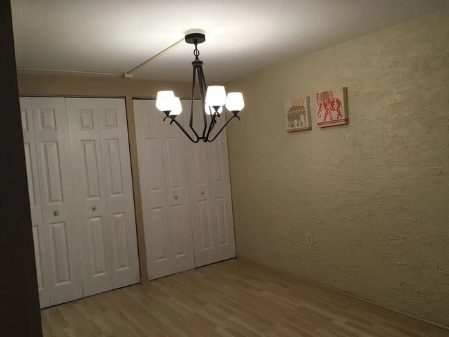 Photo - 812 Stratford Dr Unit 12