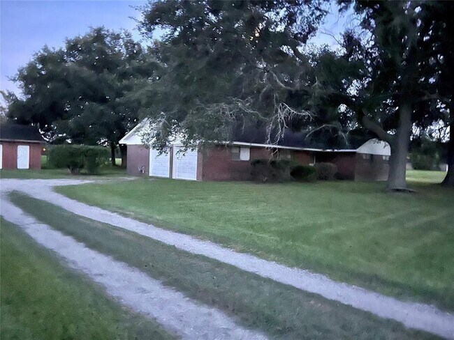 Photo - 2453 Roy Rd