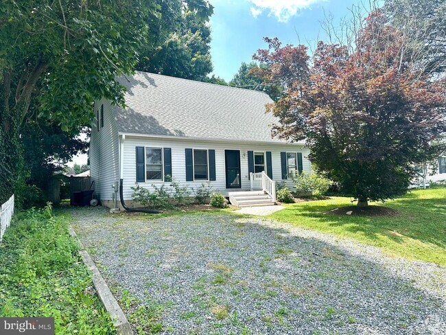 Building Photo - 126 Price St Rental
