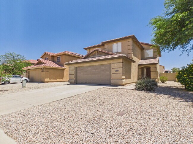 Spacious Heartland Ranch Beauty