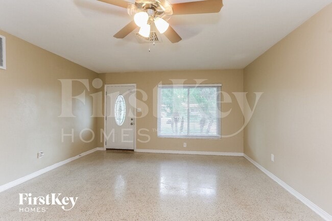 Photo - 5425 13th Ave N