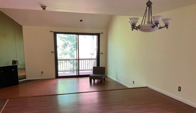 Photo - 476 Teal Plaza Unit 476