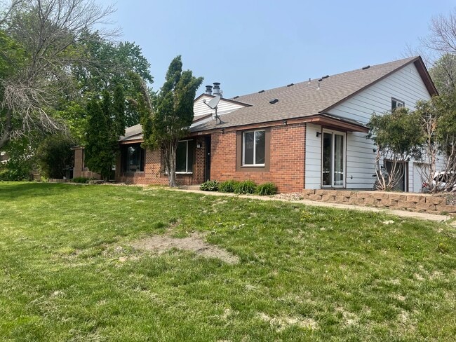 Photo - 8333 144th St W