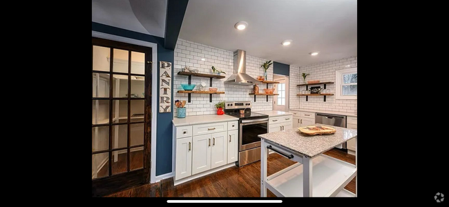 Building Photo - 16823 Northview Dr Rental