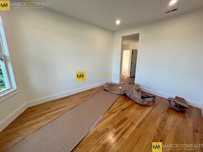 Photo - 234 Calumet St