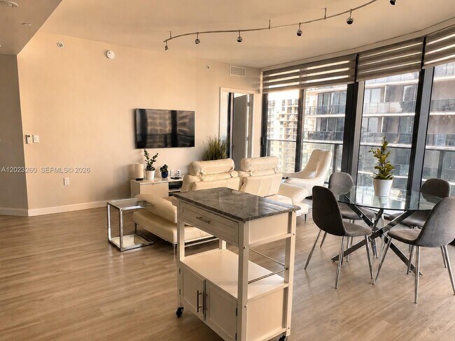 Photo - 45 SW 9th St Unit 2908