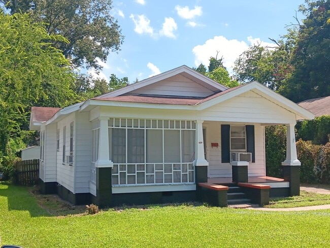 Photo - 109 E Dalzell St Casa