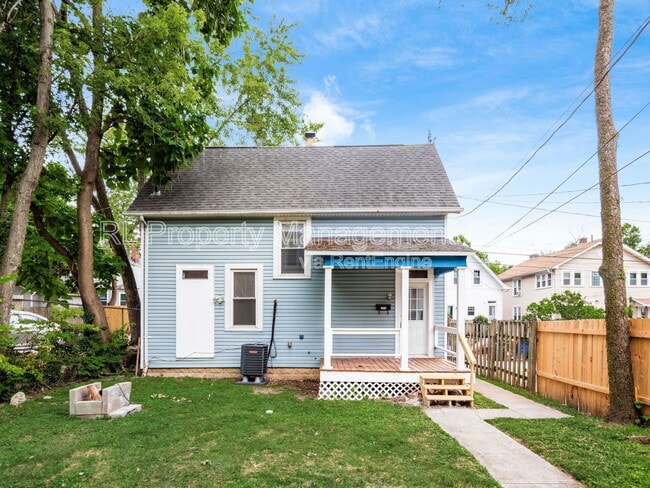 Building Photo - 2278 Indianola Ave Rental