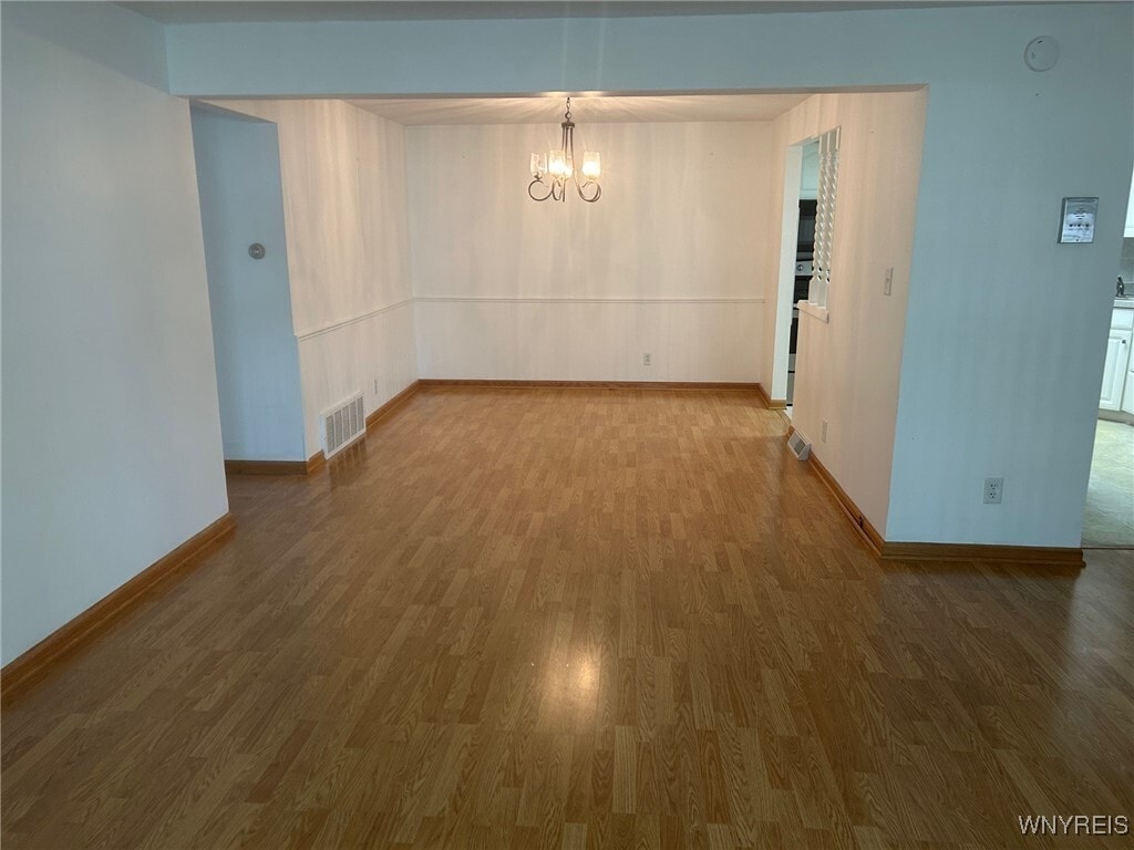 Photo - 80 Carriage Dr