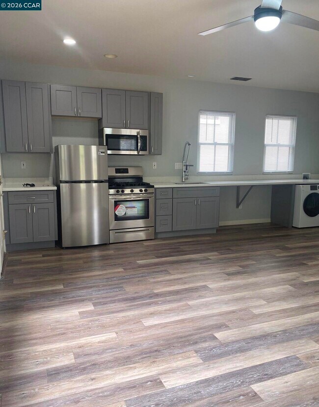 Photo - 1129 Promenade St Unit A