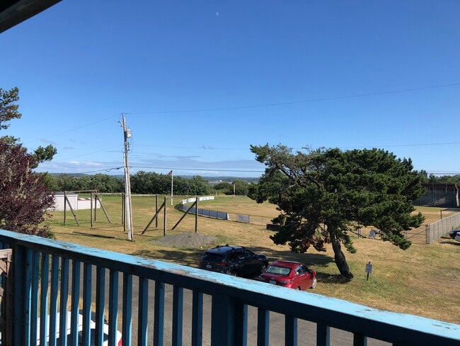 Field and Bay View - 200 E Harms Dr