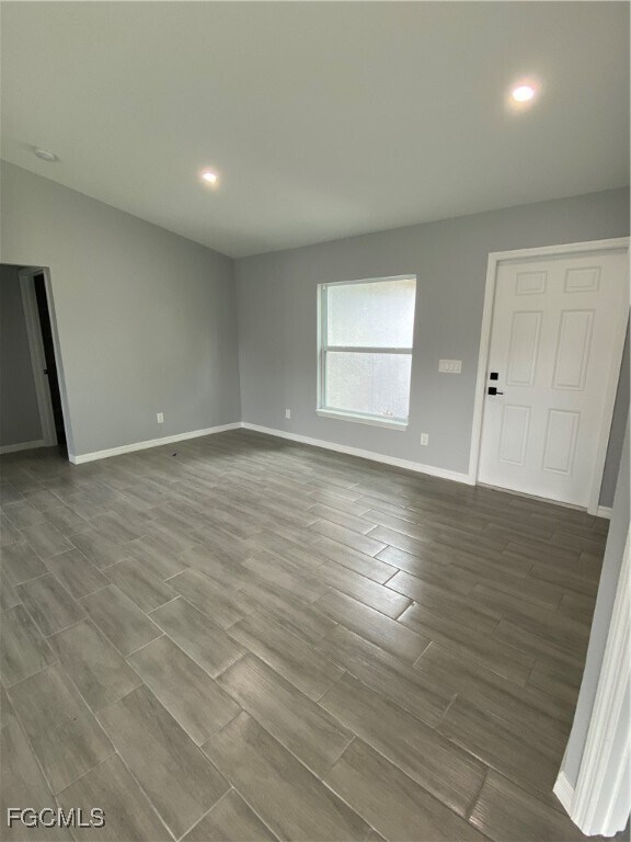 Photo - 3004 40th St W