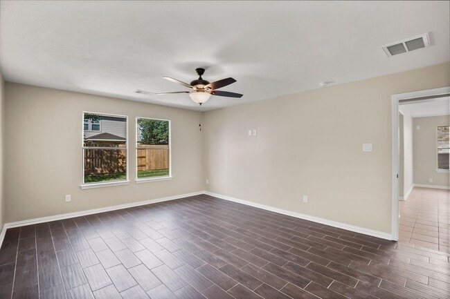 Building Photo - 29515 Legends Line Dr