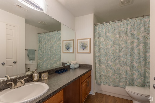 3BD 2BA 1,160 sq. ft.