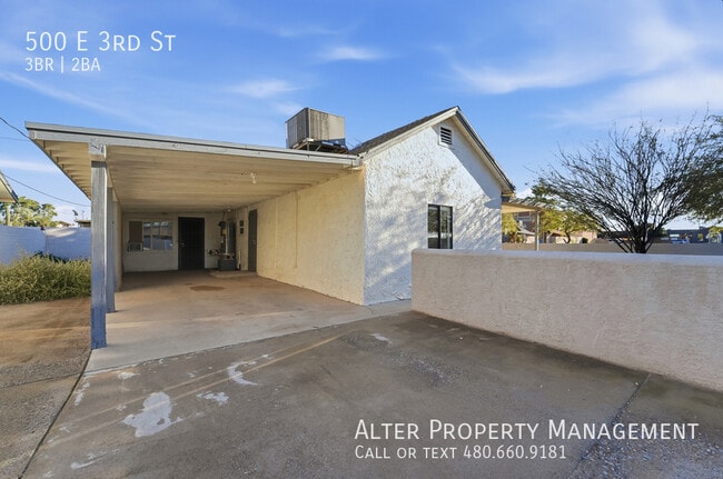 Photo - 500 E 3rd St