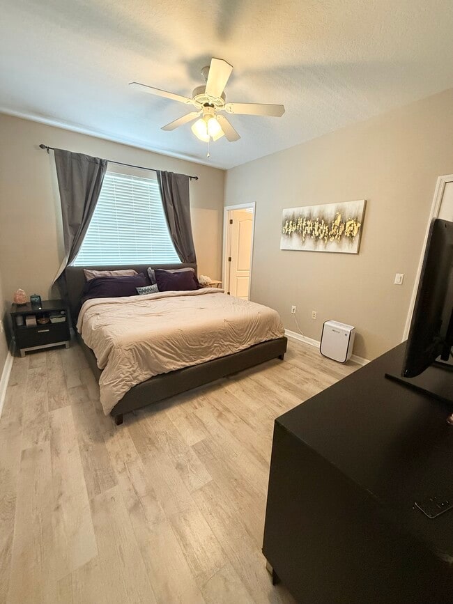 Photo - 222 Bexley Dr