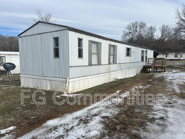 Photo - 188 Golden Oaks Ln