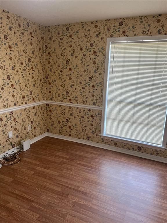 Photo - 4861 Woodcliff Dr N