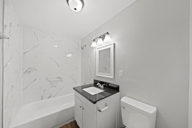 Photo - 516 Coleman St