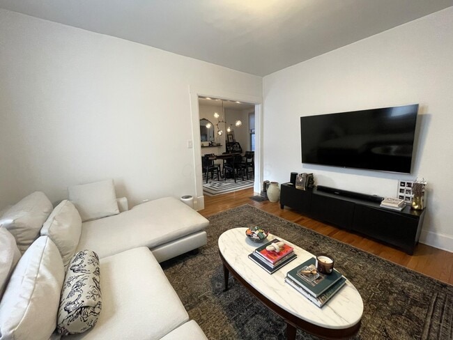 Photo - 1279 Hunter Ave