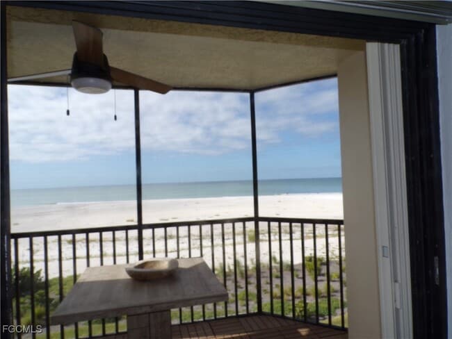 Photo - 7500 Estero Blvd Unidad 201