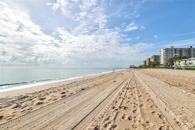 Building Photo - 5450 N Ocean Blvd Rental