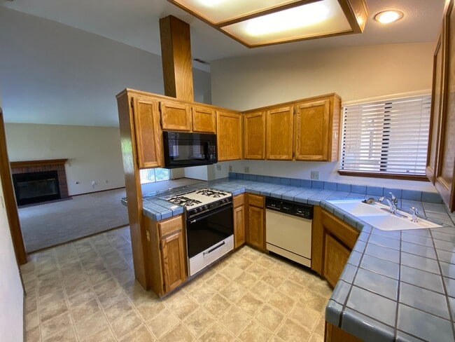 Photo - 1348 E Ferguson Ct