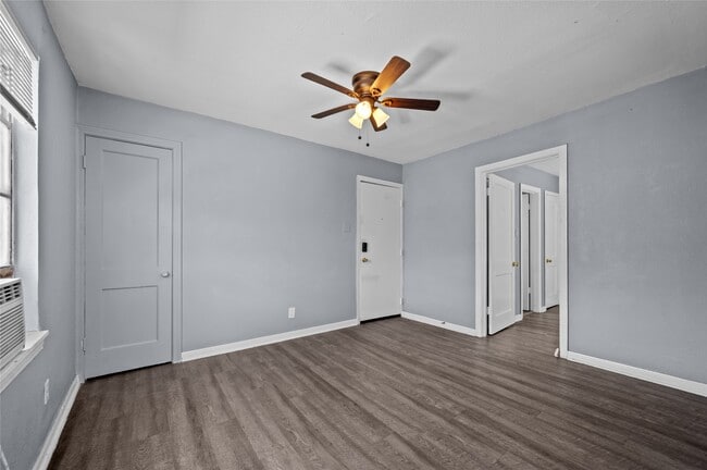 Building Photo - 1921 McDuffie St Unit 2 Rental