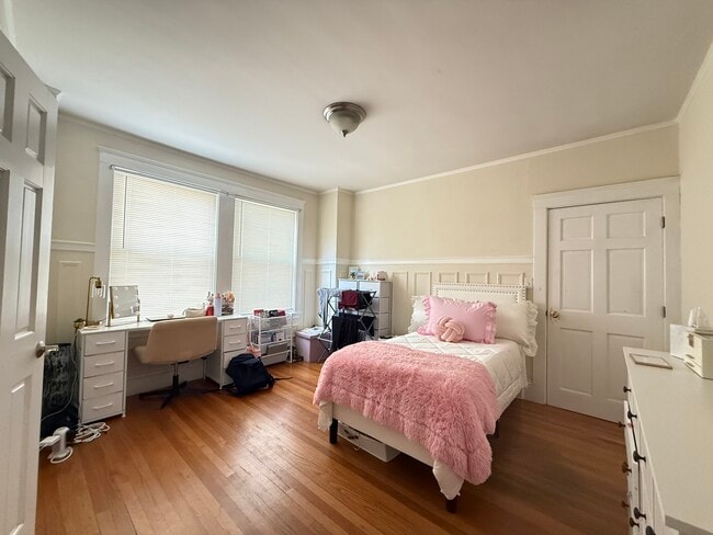 45 Radnor Rd Unit 1