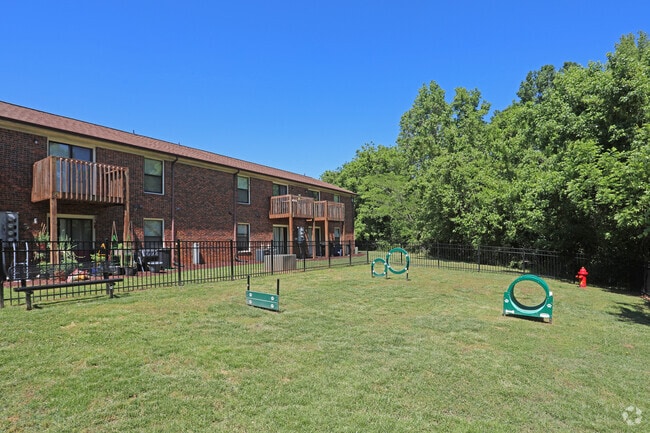 Willow Creek Apartments
