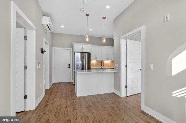 Photo - 2034 N Front St Unit 8