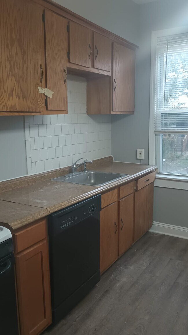 Photo - 1814 Penrose Ave