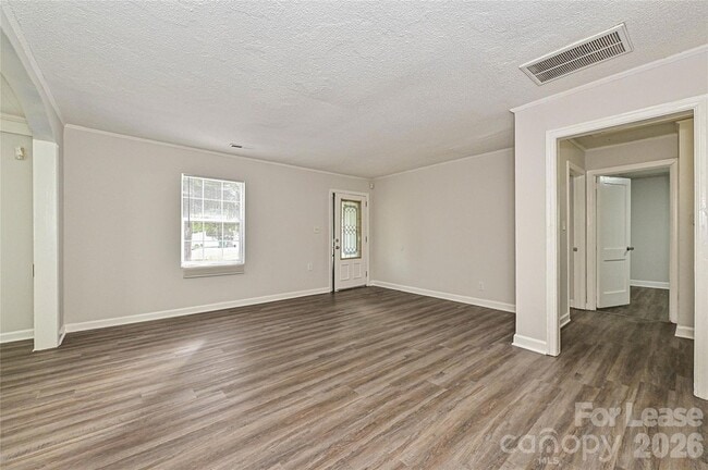 Photo - 301 Seldon Dr