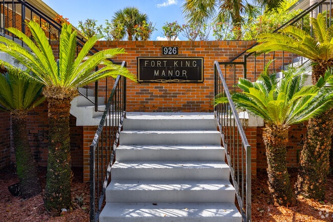 Fort King Manor Apartments - Fort King Manor