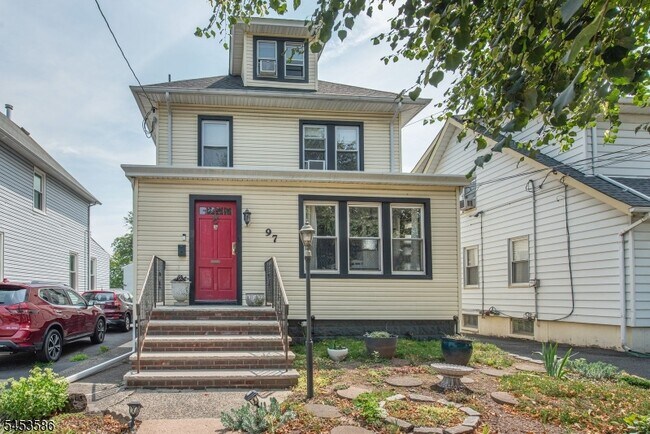 Building Photo - 97 Berkeley Ave Unit 2