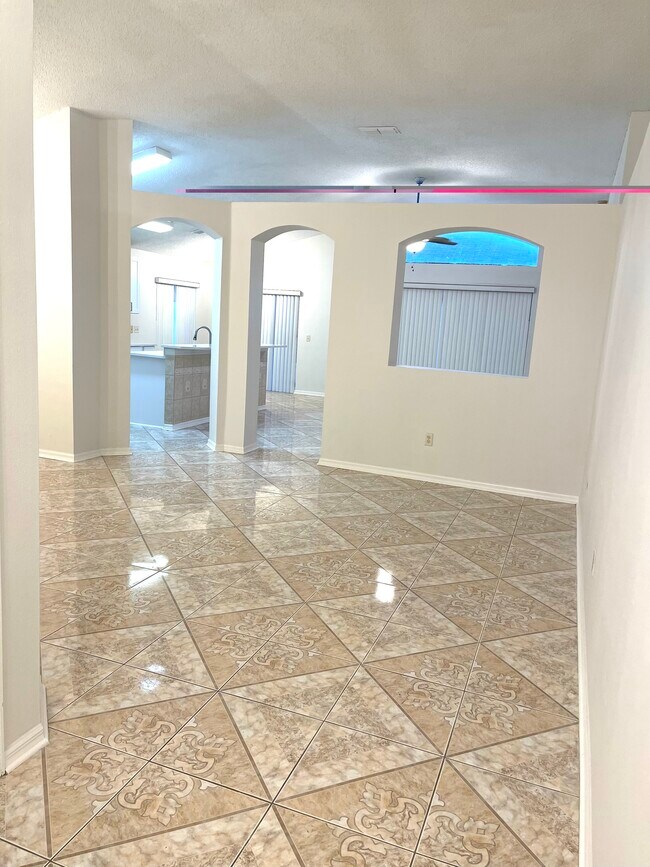 Photo - 13401 White Elk Loop