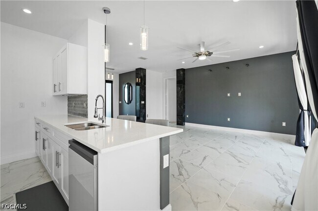 24 Crestwood Cir S