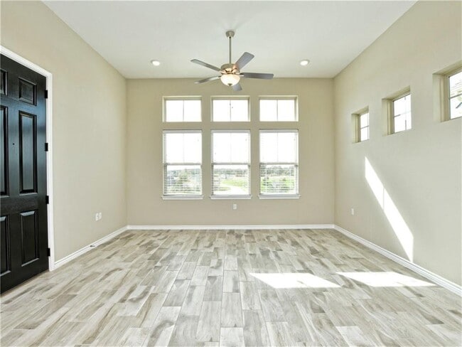 Photo - 109 Harborside Dr