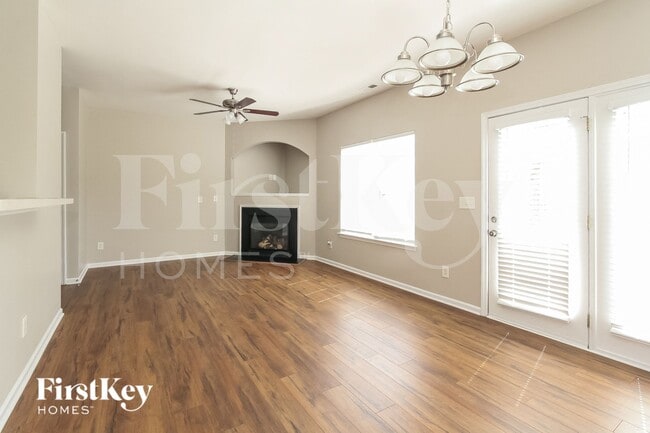 Photo - 10544 Meadow Crossing Ln