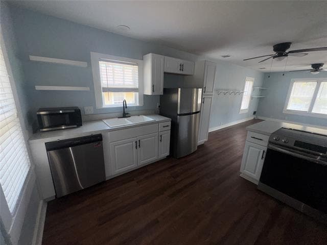 Photo - 722 Lakey St