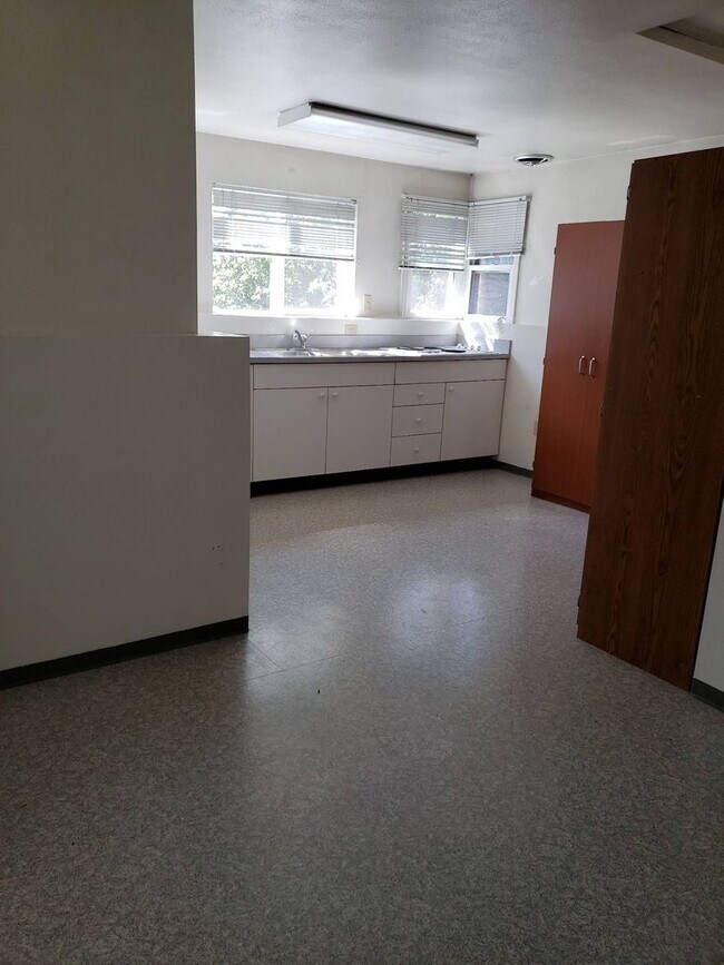 Photo - 1040 NE Alfred Ln Unidad Cottage