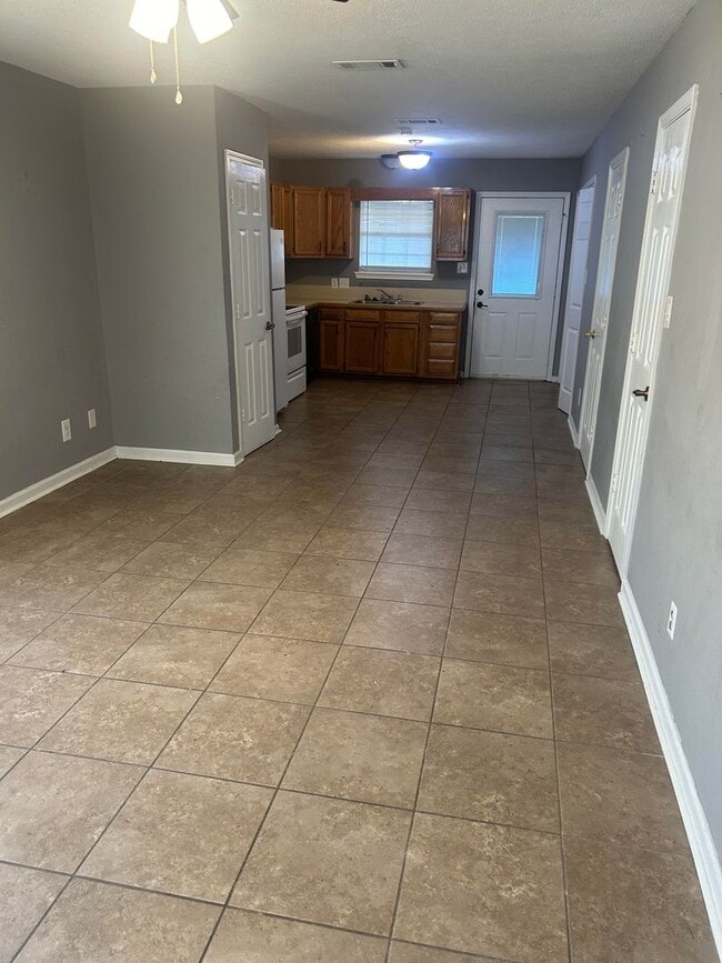 Photo - Apartment For Rent In Maplewood