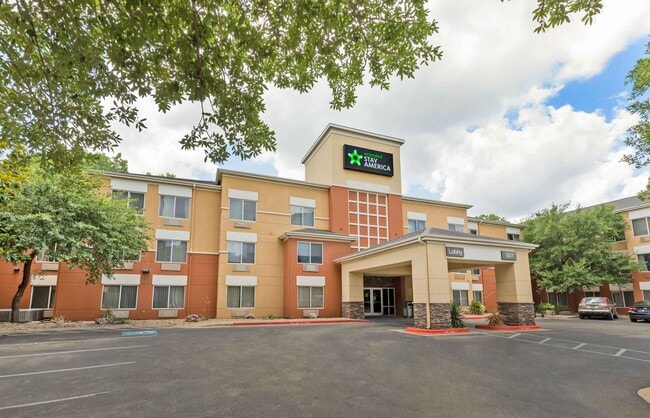 Building Photo - Furnished Studio-Austin - Downtown - Town ... Rental