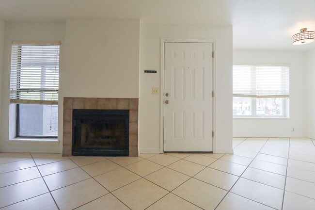 Photo - 2 Bed | 1 Bath | South Tulsa