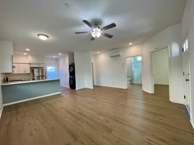 Photo - 130 E Washington Ave