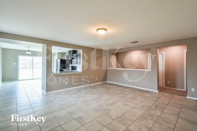 Photo - 8414 Piedras Crk